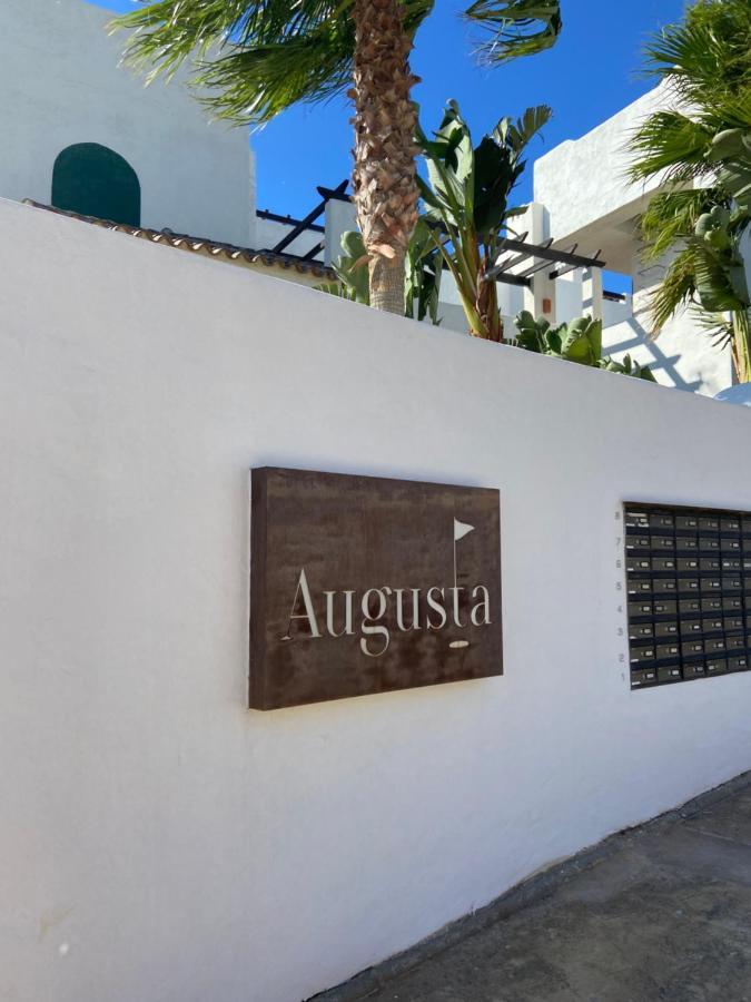 Augusta Views Lägenhet Casares Exteriör bild