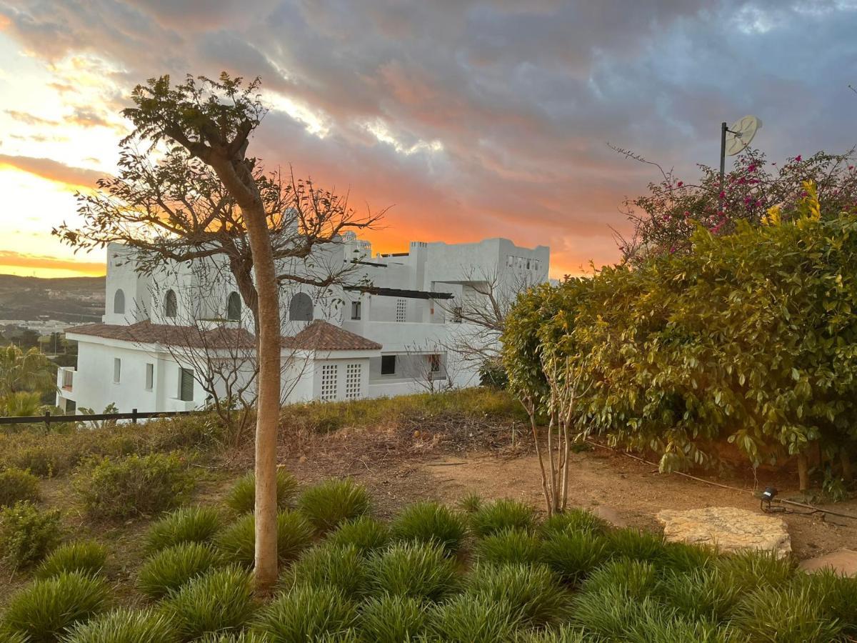 Augusta Views Lägenhet Casares Exteriör bild